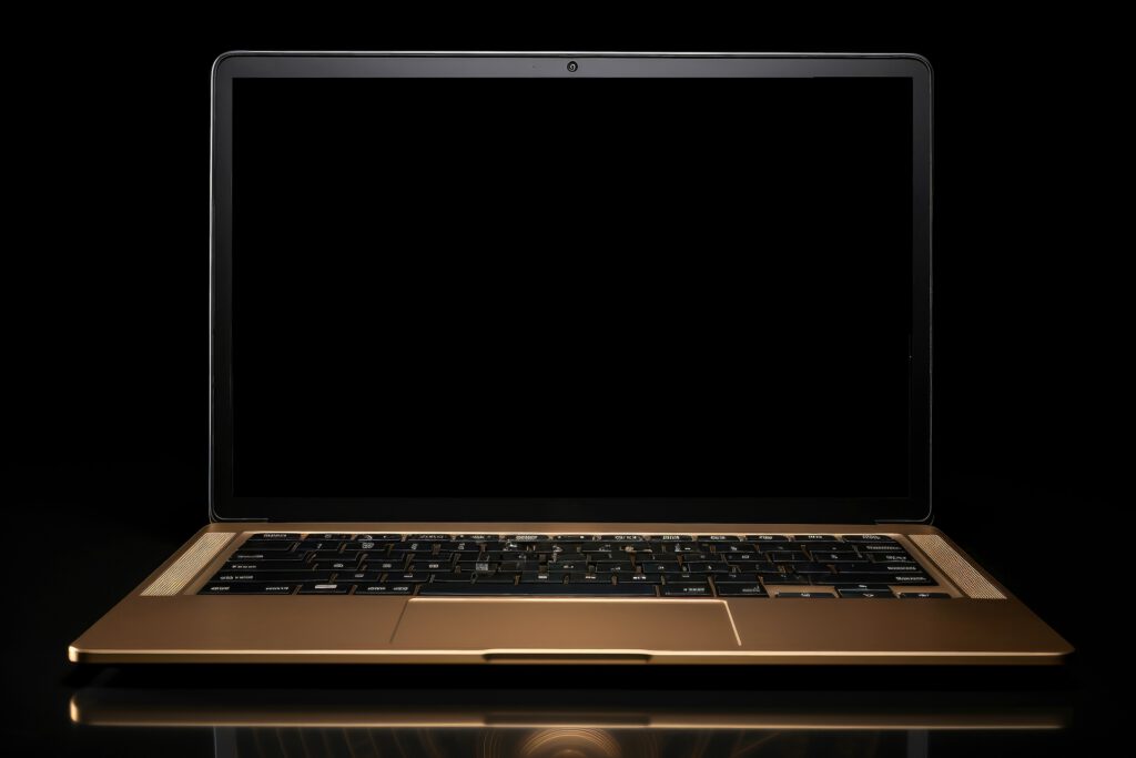 Computer portatile su sfondo nero